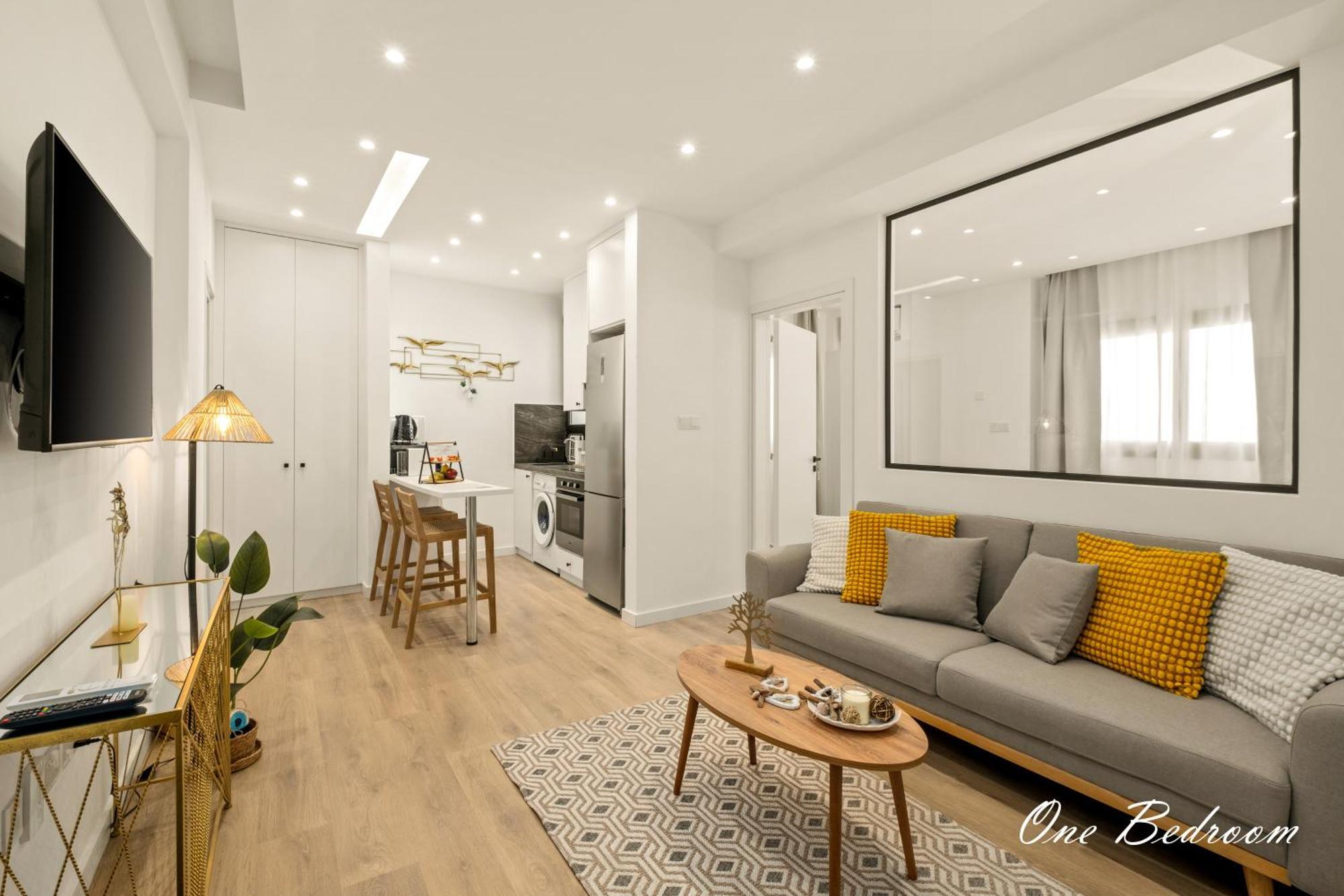 Lazuli Hermes Apartments Larnaca Exteriör bild